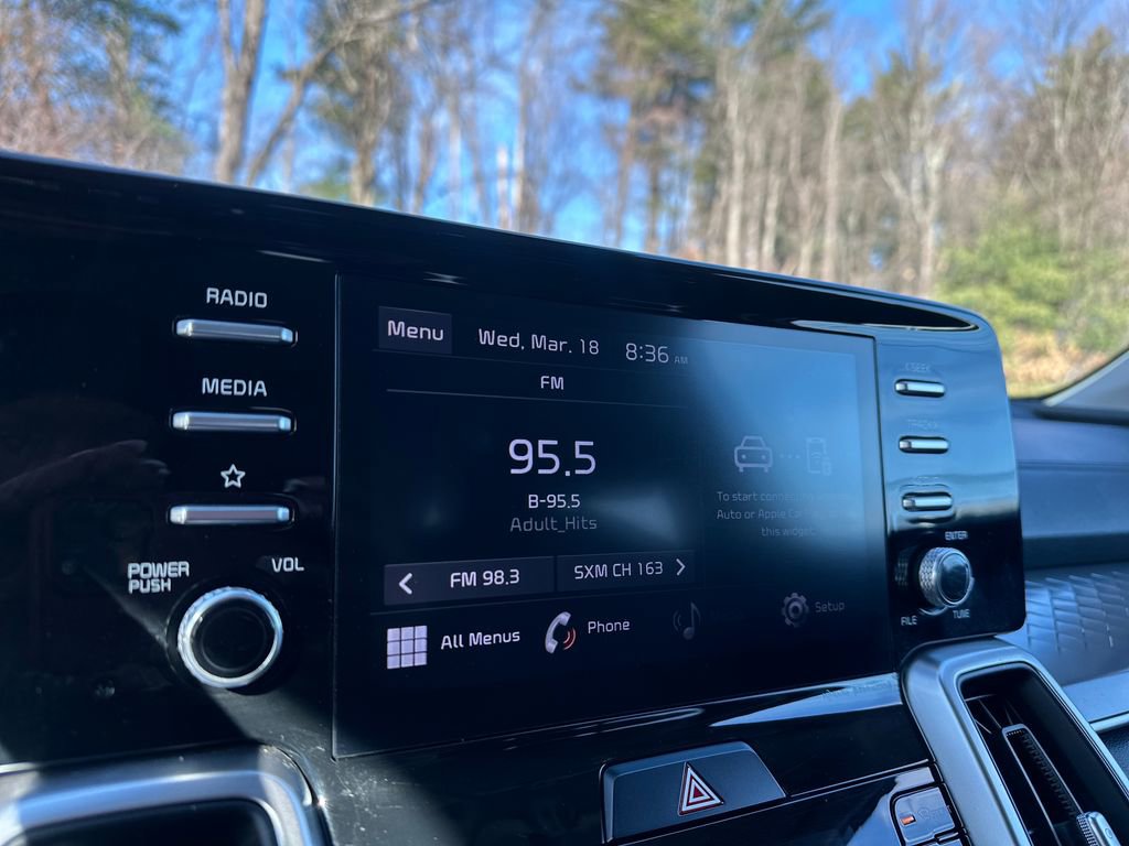 Used 2021 Kia Sorento S image 9