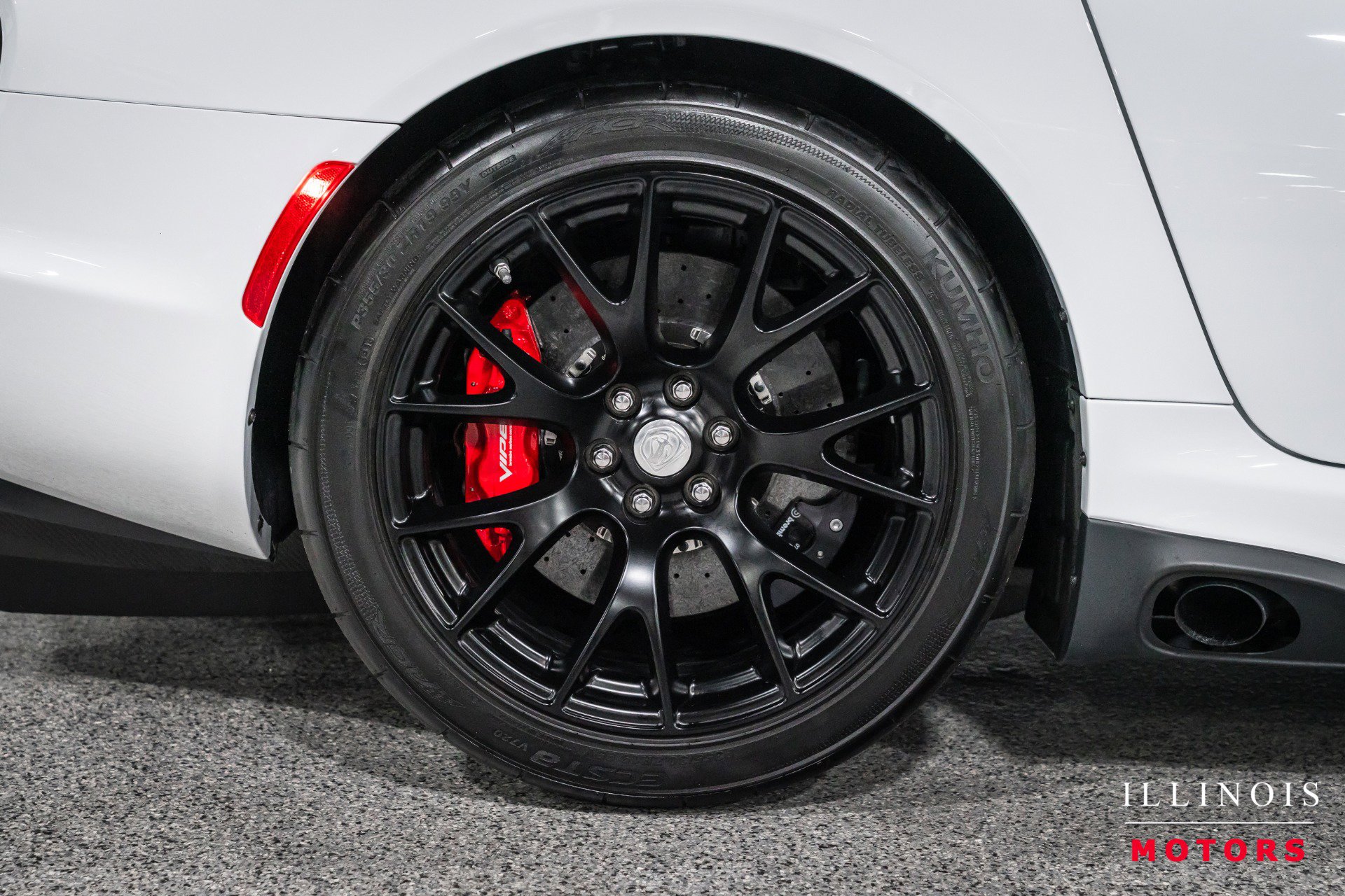 Used 2017 Dodge Viper GTC w/ ACR Package image 11