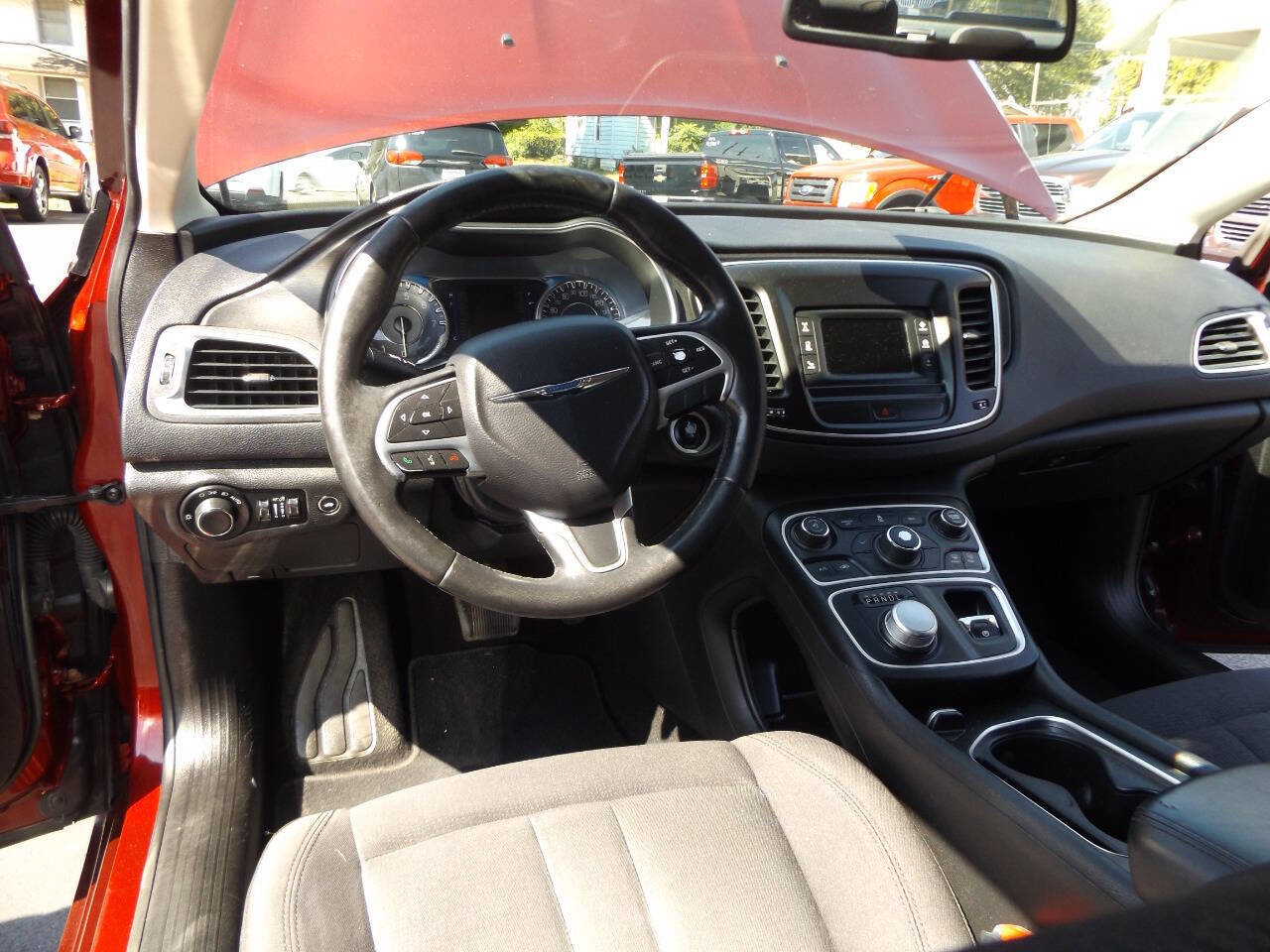 Used 2015 Chrysler 200 Limited w/ Convenience Group image 18