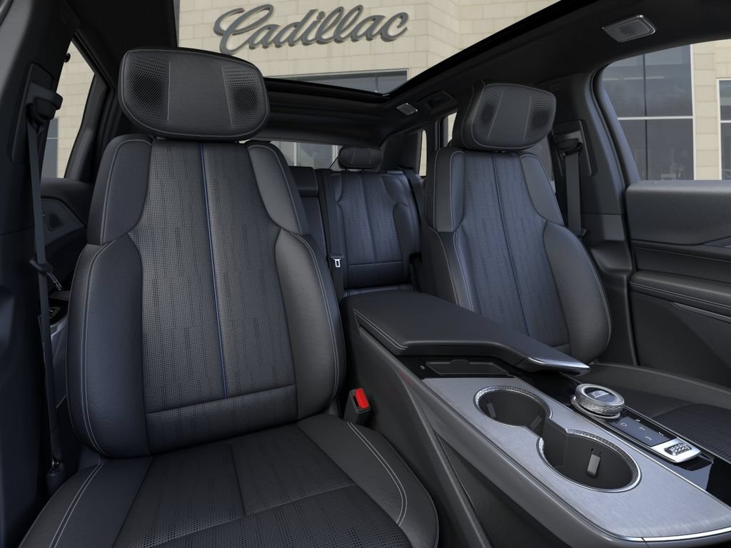 New 2027 Cadillac Lyriq Premium Sport w/ LPO, Floor Liner Package AWD/4WD image 16