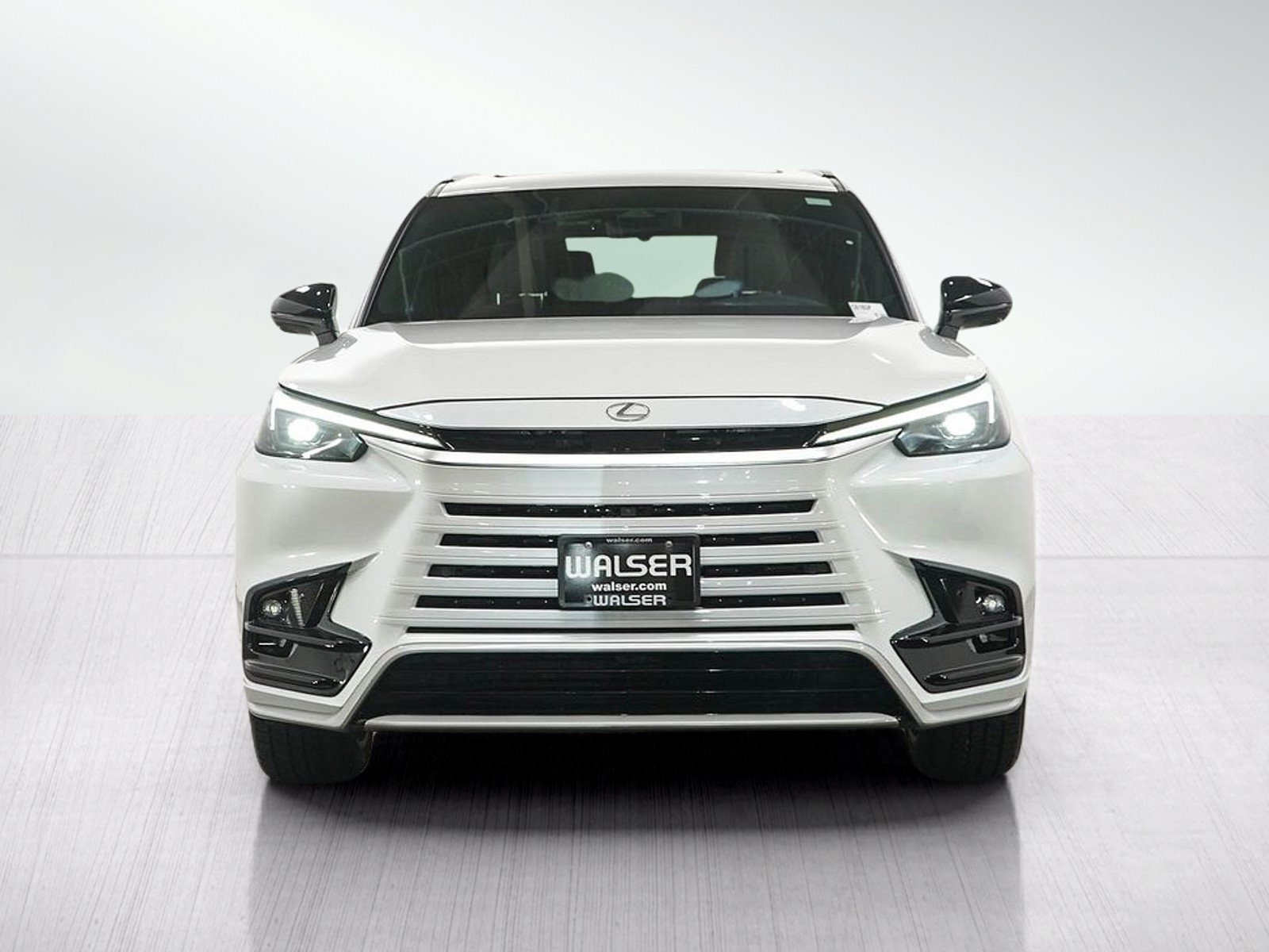 Used 2024 Lexus TX 500h AWD image 8