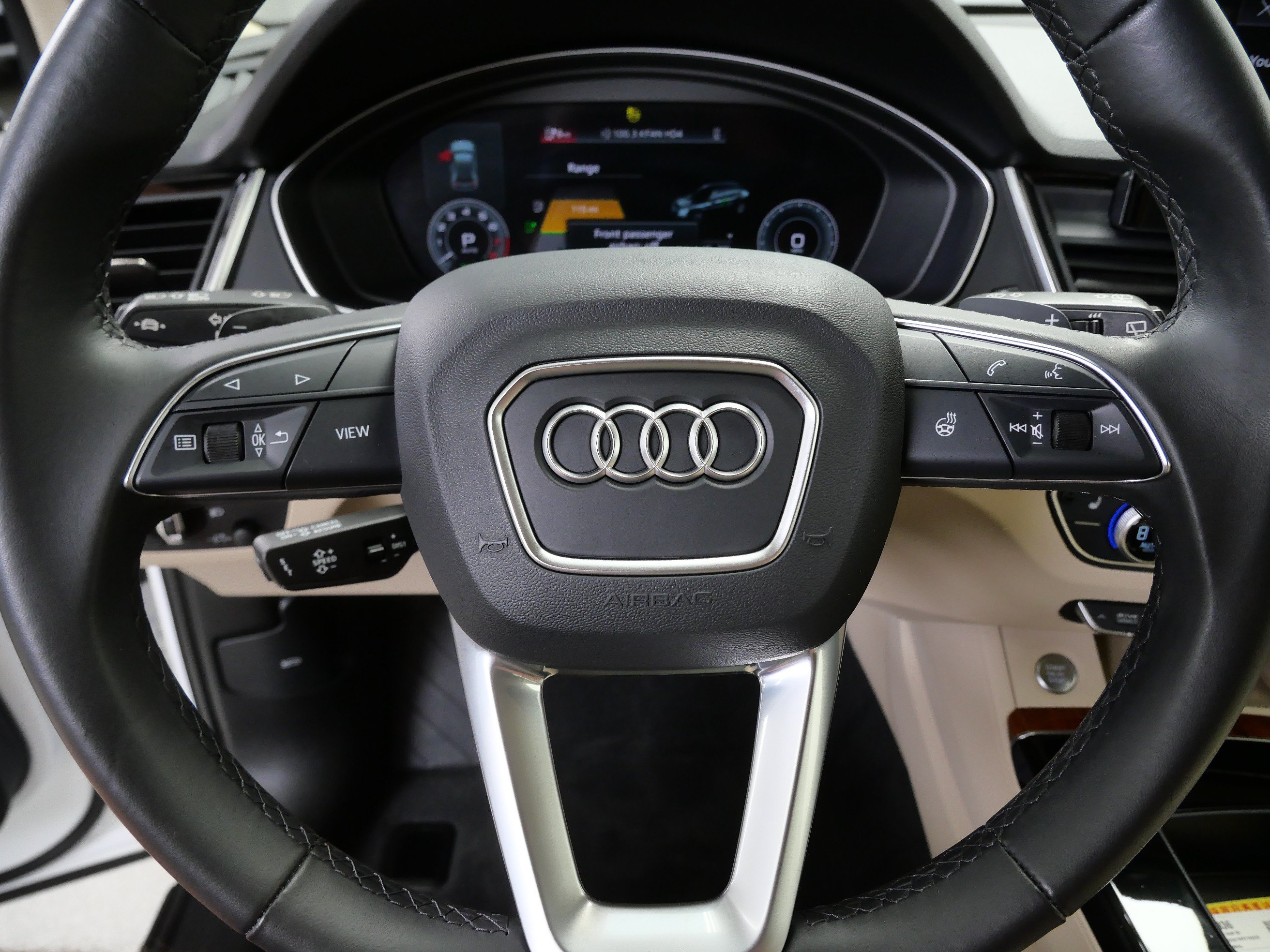 Used 2023 Audi Q5 e Premium w/ Convenience Package AWD/4WD image 23