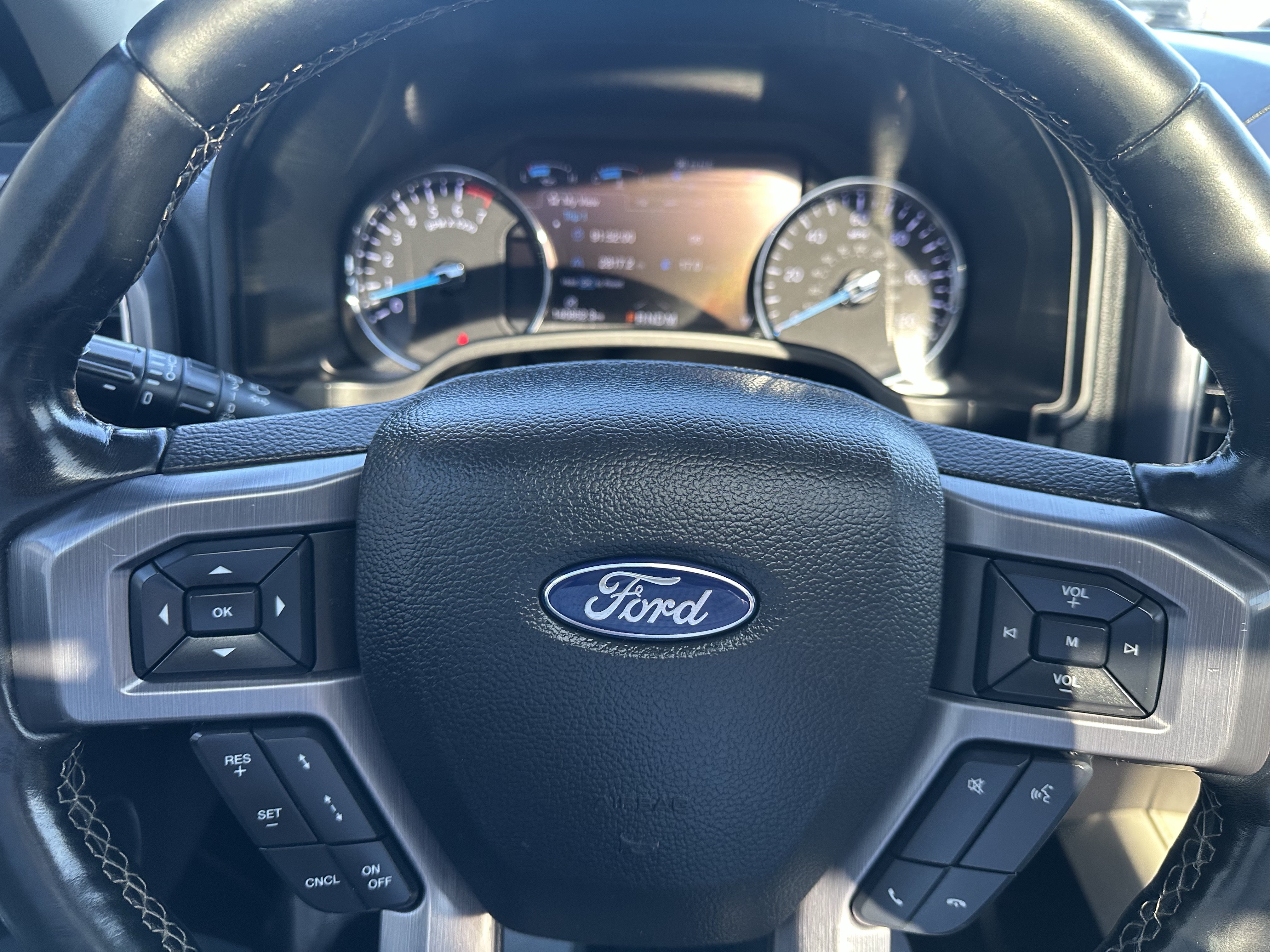 Used 2019 Ford Expedition Max Platinum AWD/4WD image 16