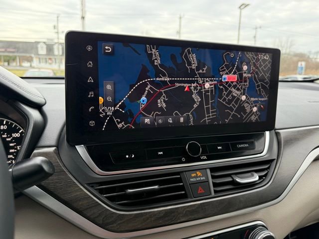 Used 2024 Nissan Altima 2.5 SL image 30