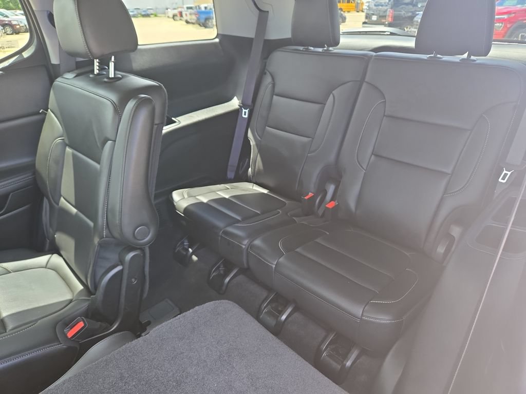 Used 2023 GMC Acadia SLT FWD image 36