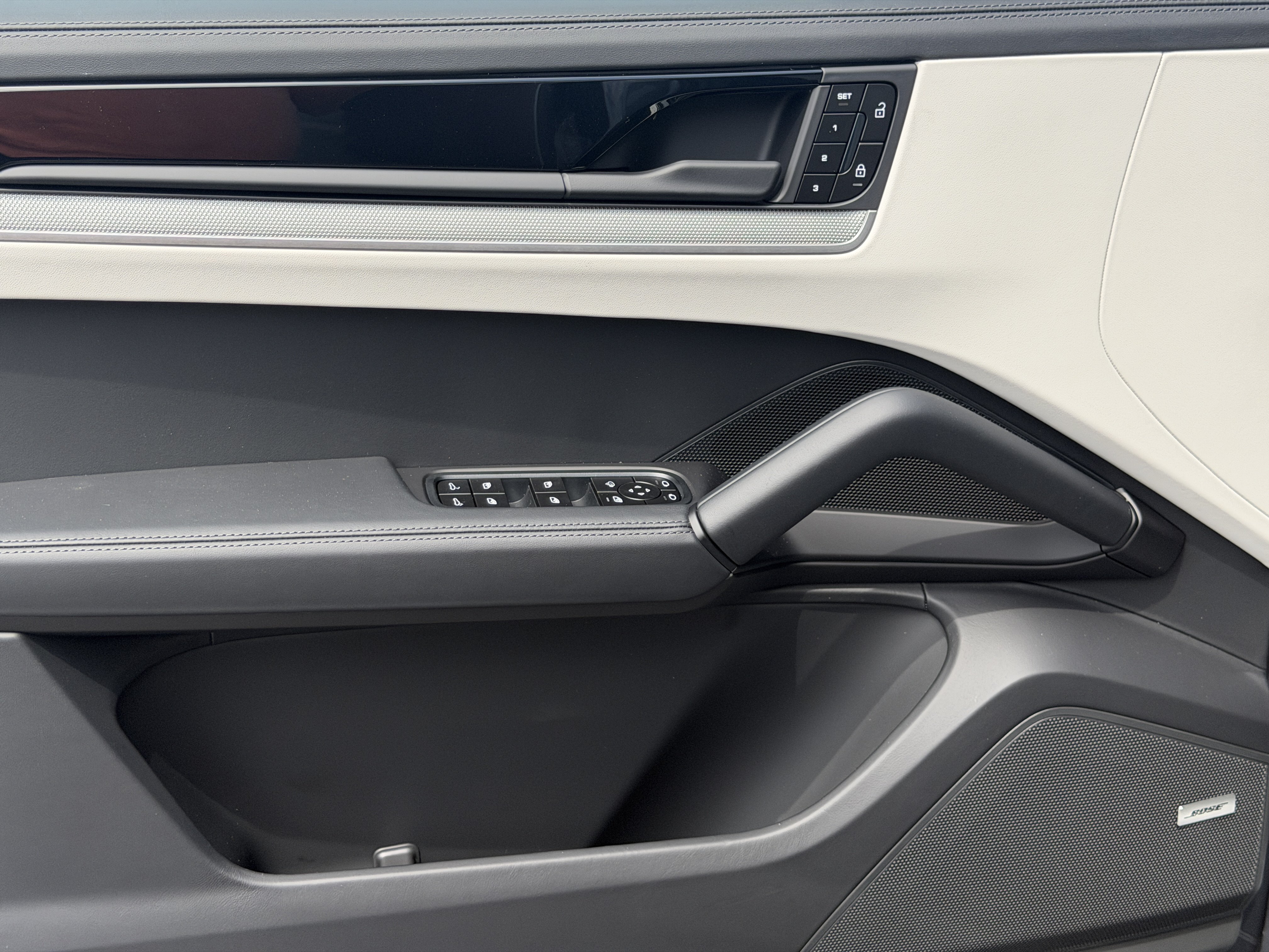 New 2026 Porsche Cayenne S AWD/4WD image 21