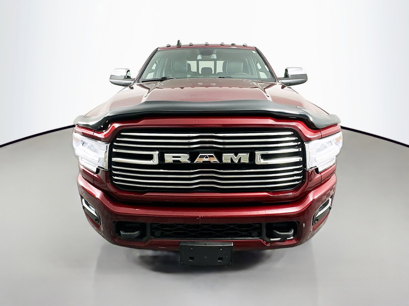 Used 2022 RAM 2500 Laramie AWD/4WD image 2