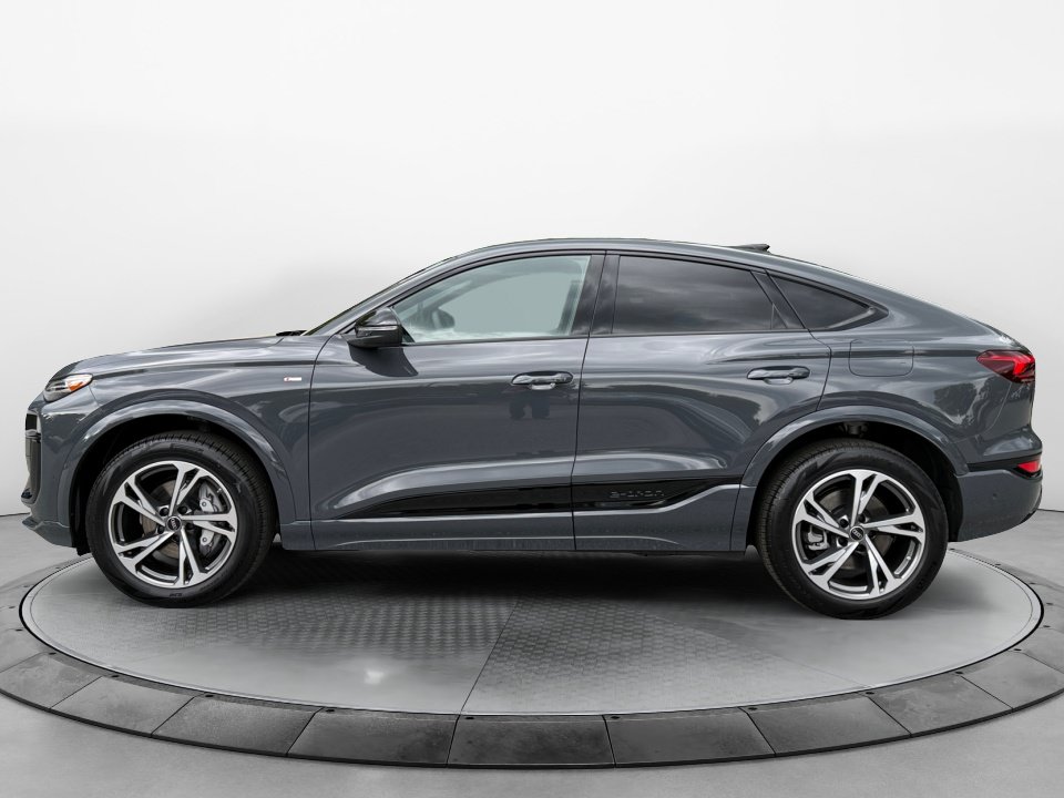 New 2027 Audi Q6 e-tron Premium Plus AWD/4WD image 4