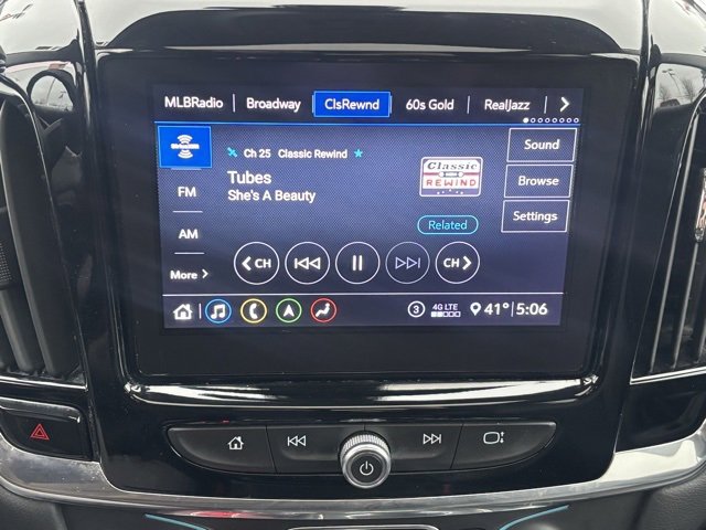 Used 2020 Chevrolet Traverse LT w/ LT Premium Package image 26