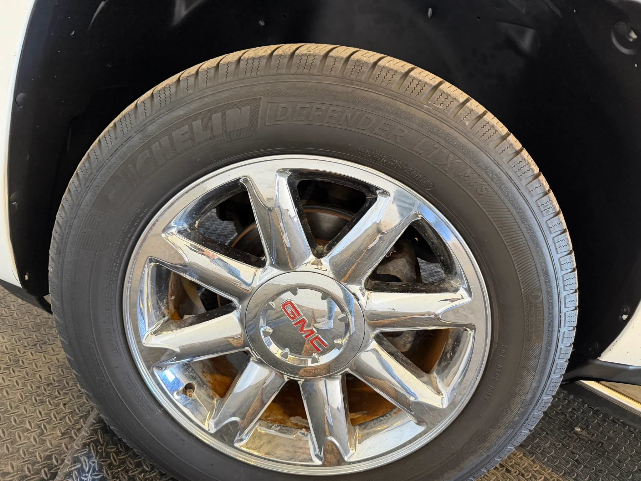 Used 2012 GMC Yukon Denali AWD/4WD image 46