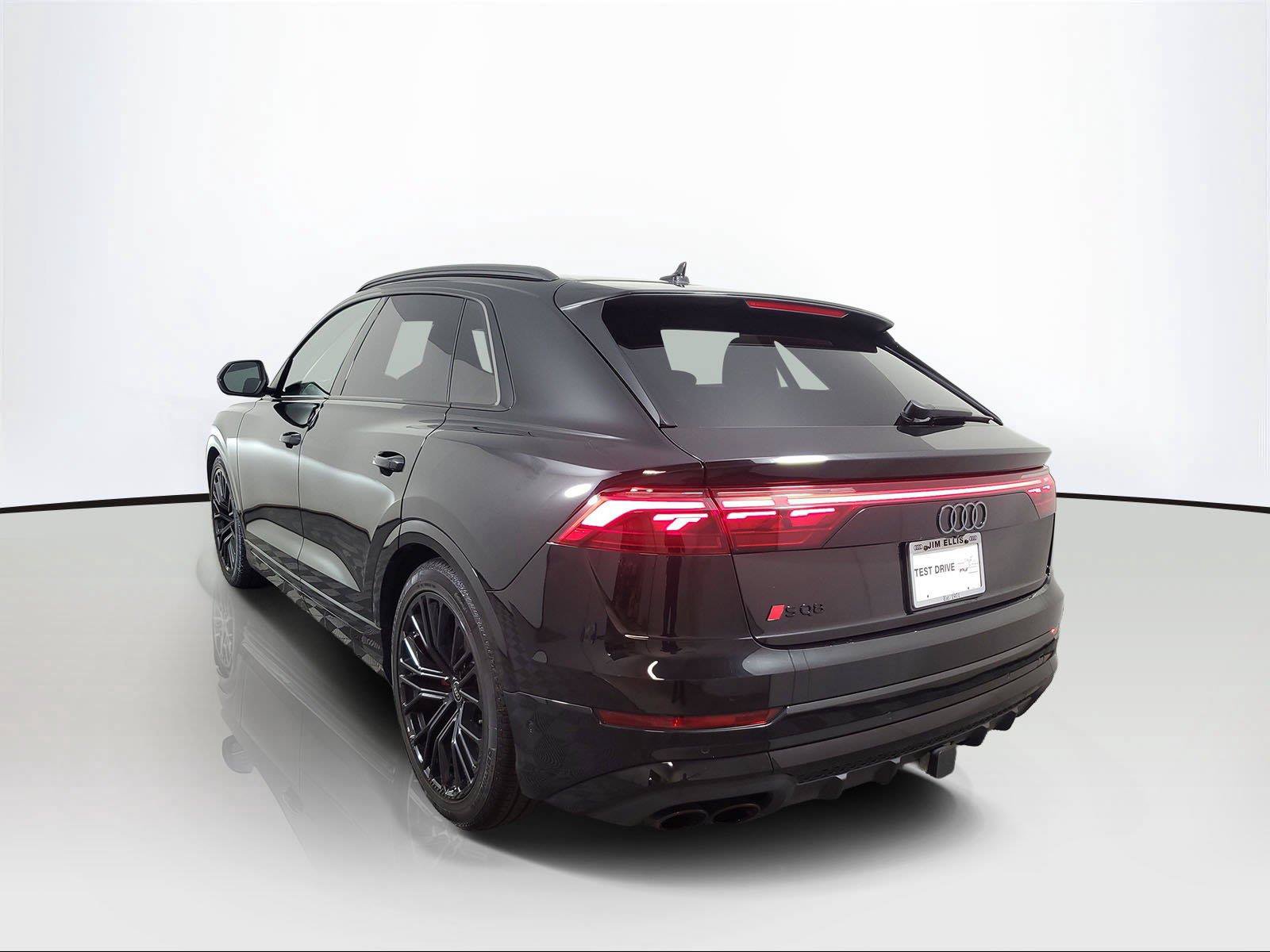 Used 2026 Audi SQ8 Prestige AWD/4WD image 4