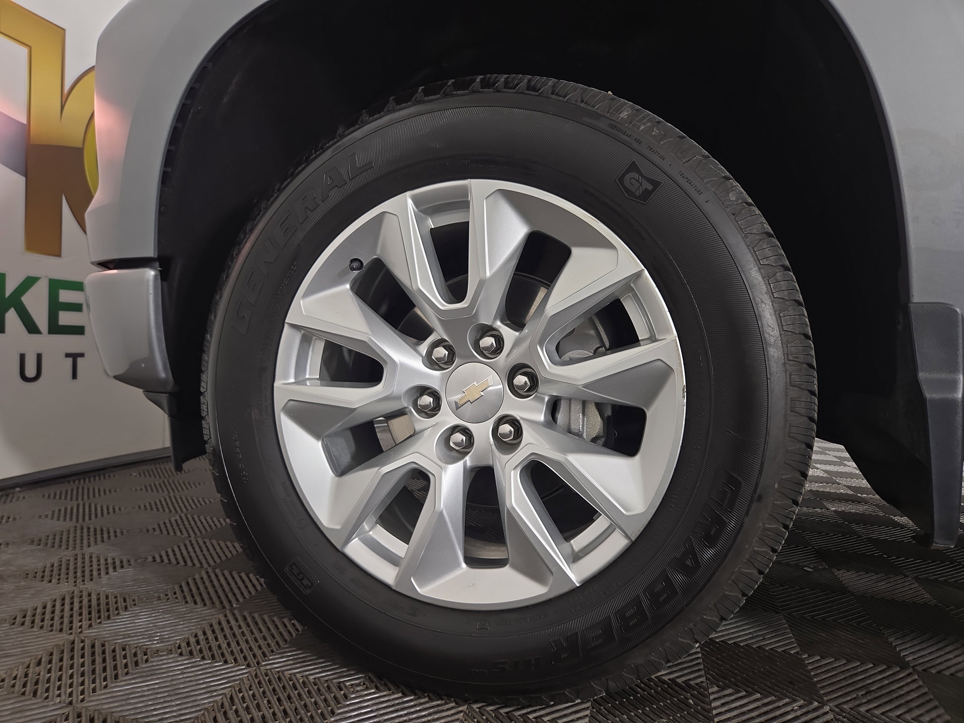 Certified 2023 Chevrolet Silverado 1500 Custom image 33