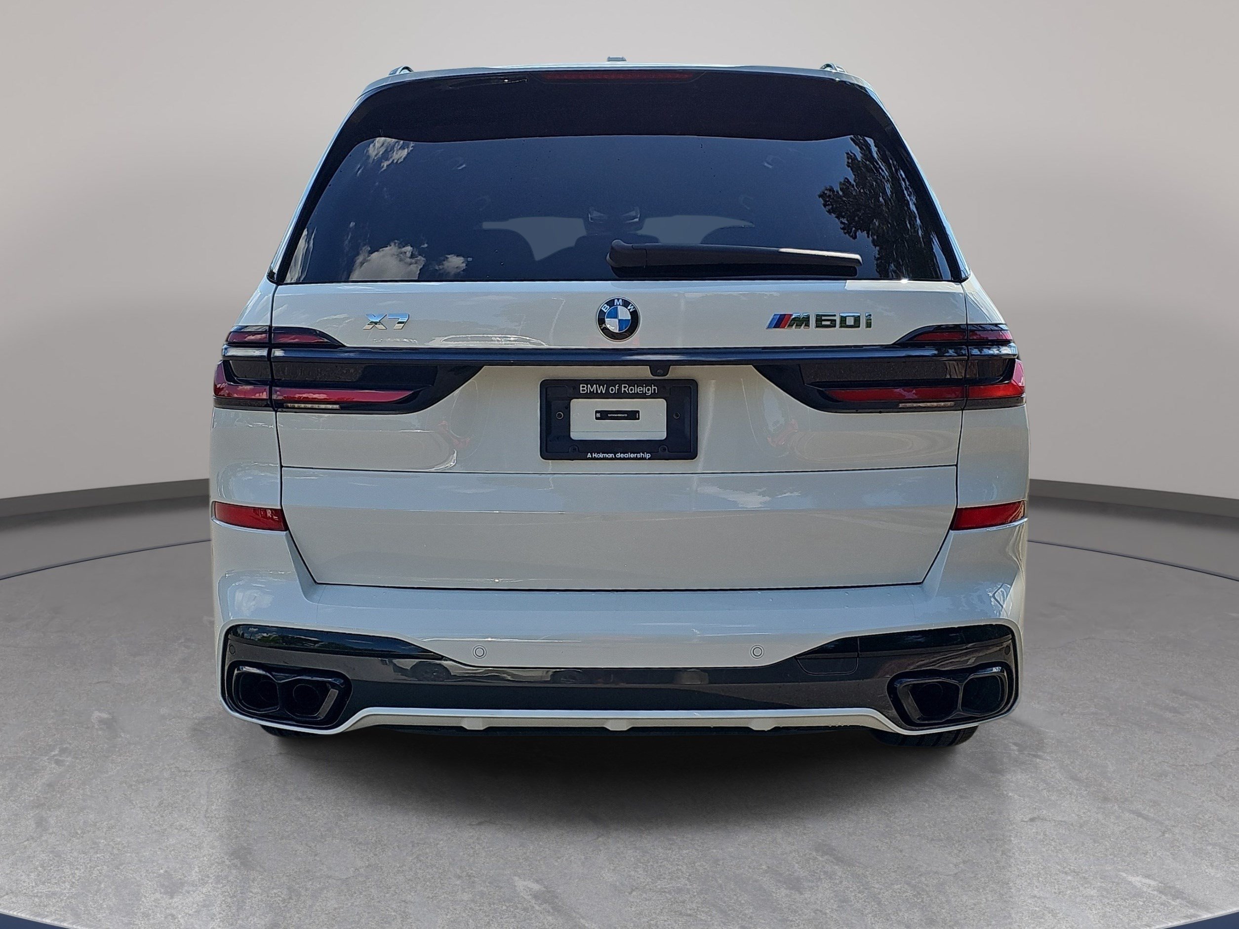 Certified 2025 BMW X7 M60i w/ Executive Package AWD/4WD image 7