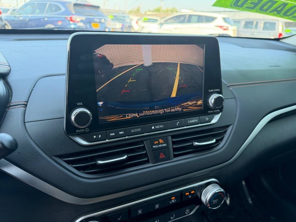 Used 2019 Nissan Altima 2.5 SR w/ SR Premium Package FWD image 32