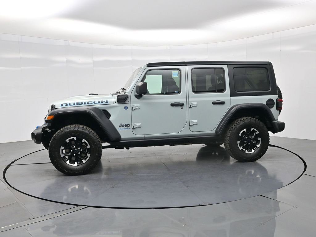 Used 2024 Jeep Wrangler Unlimited Rubicon 4xe w/ Technology Group image 10