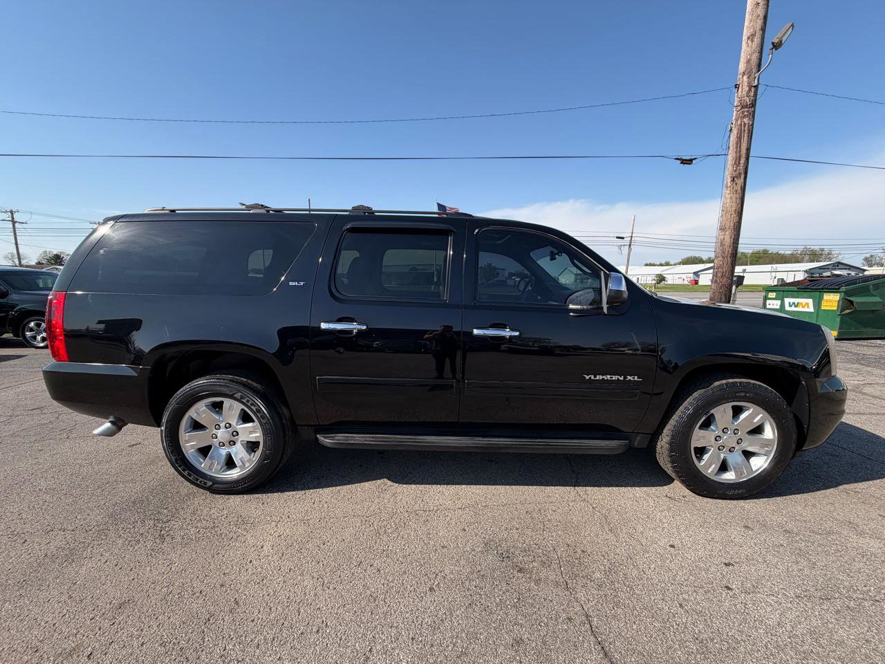 Used 2011 GMC Yukon XL SLT AWD/4WD image 11