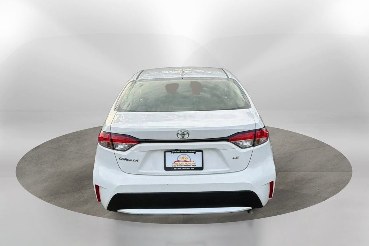 Used 2022 Toyota Corolla LE FWD image 4