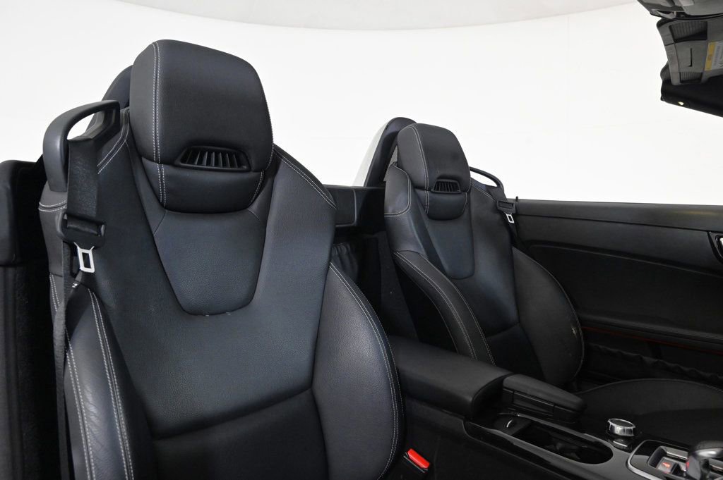 Used 2020 Mercedes-Benz SLC 300 image 17