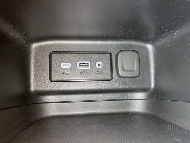Used 2022 Chevrolet Equinox RS AWD/4WD image 18