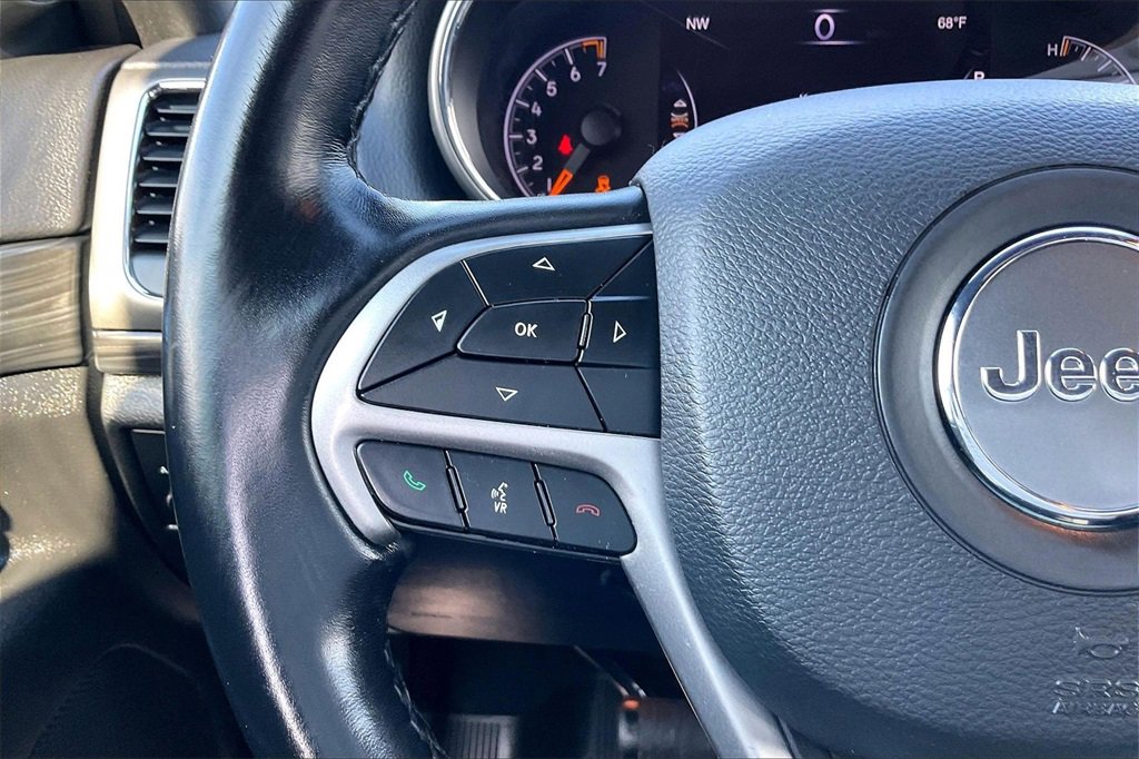 Used 2021 Jeep Grand Cherokee Laredo X image 9