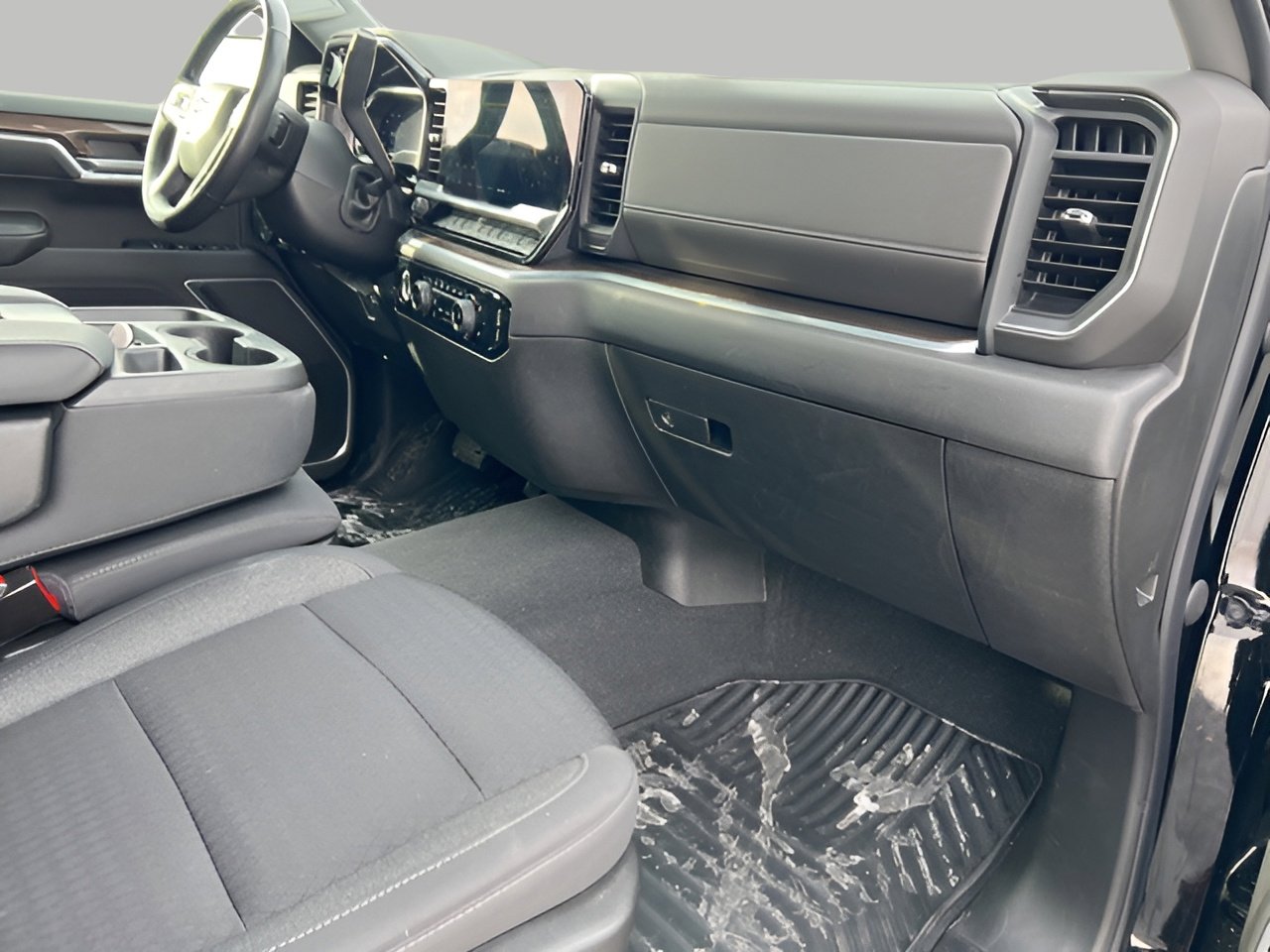 Used 2022 Chevrolet Silverado 1500 LT image 34