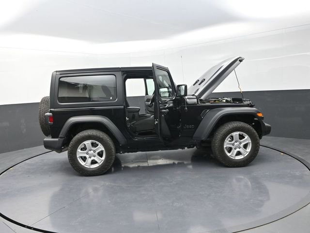 Used 2023 Jeep Wrangler Sport S image 34