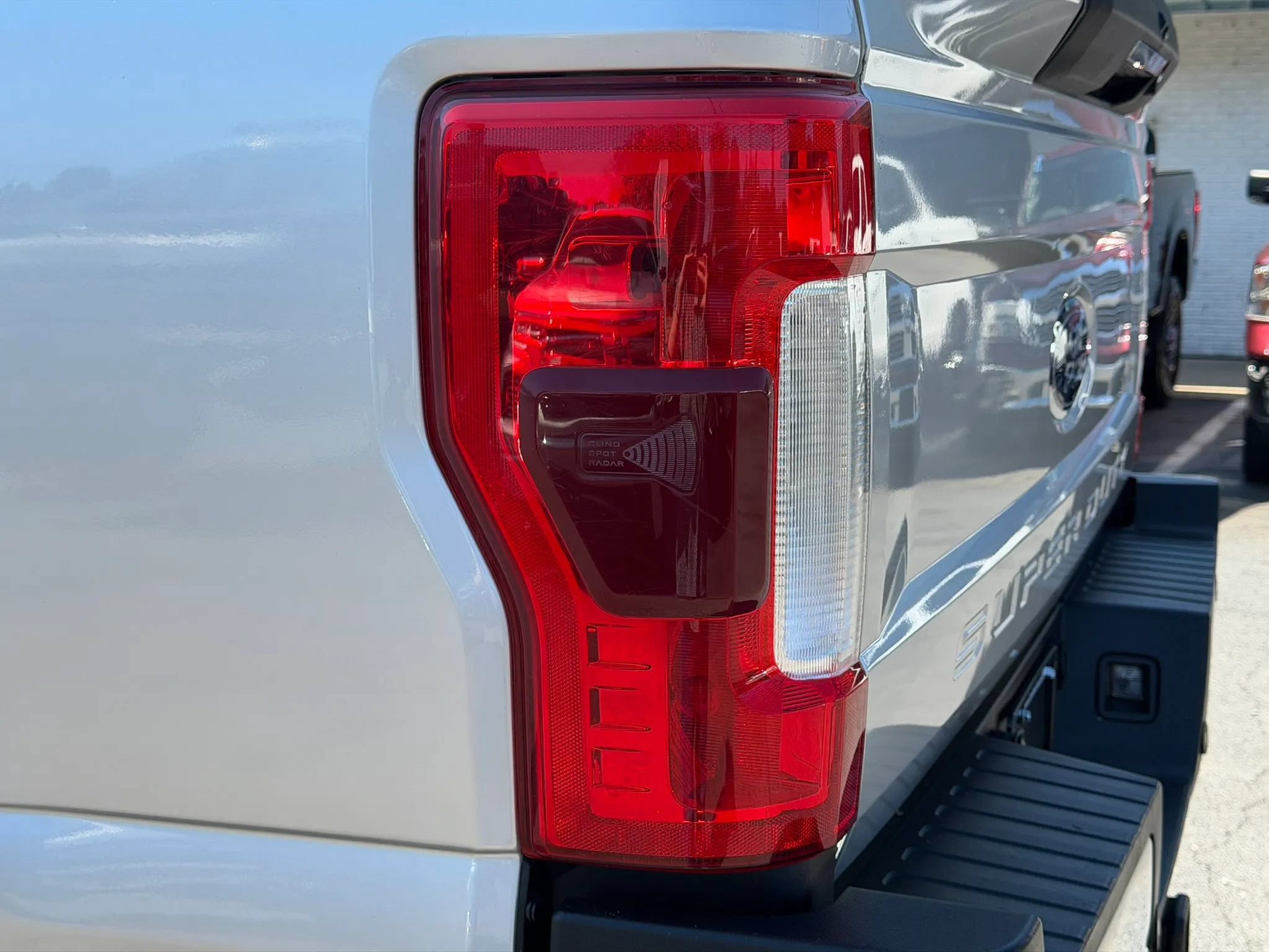 Used 2019 Ford F250 Lariat w/ Lariat Ultimate Package AWD/4WD image 14