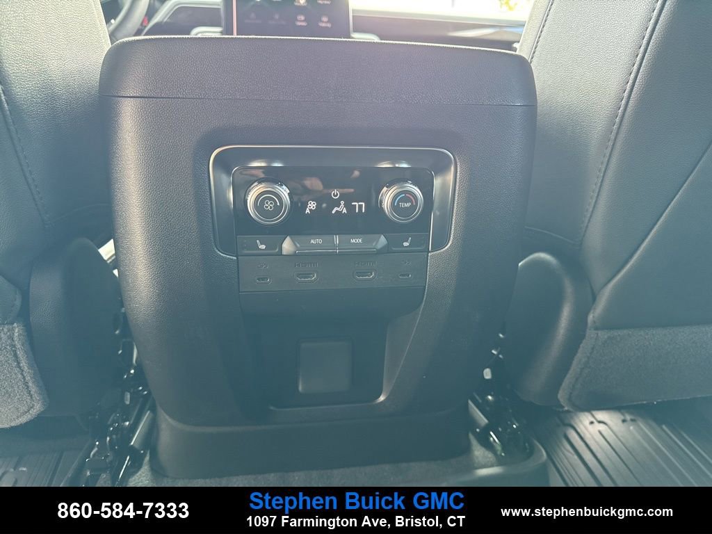 New 2026 GMC Yukon Elevation w/ Elevation Premium Package image 11