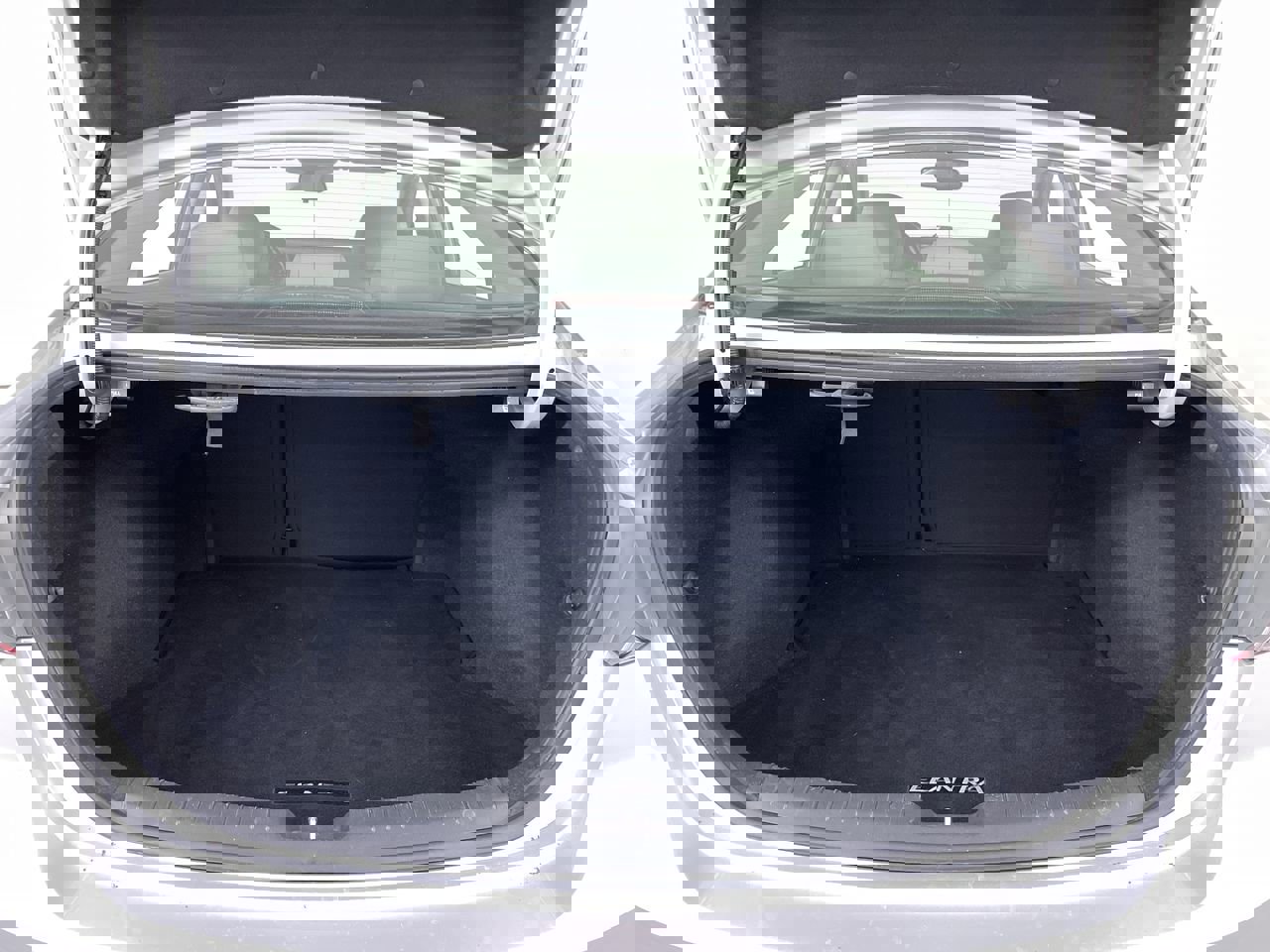 Used 2017 Hyundai Elantra Limited image 20