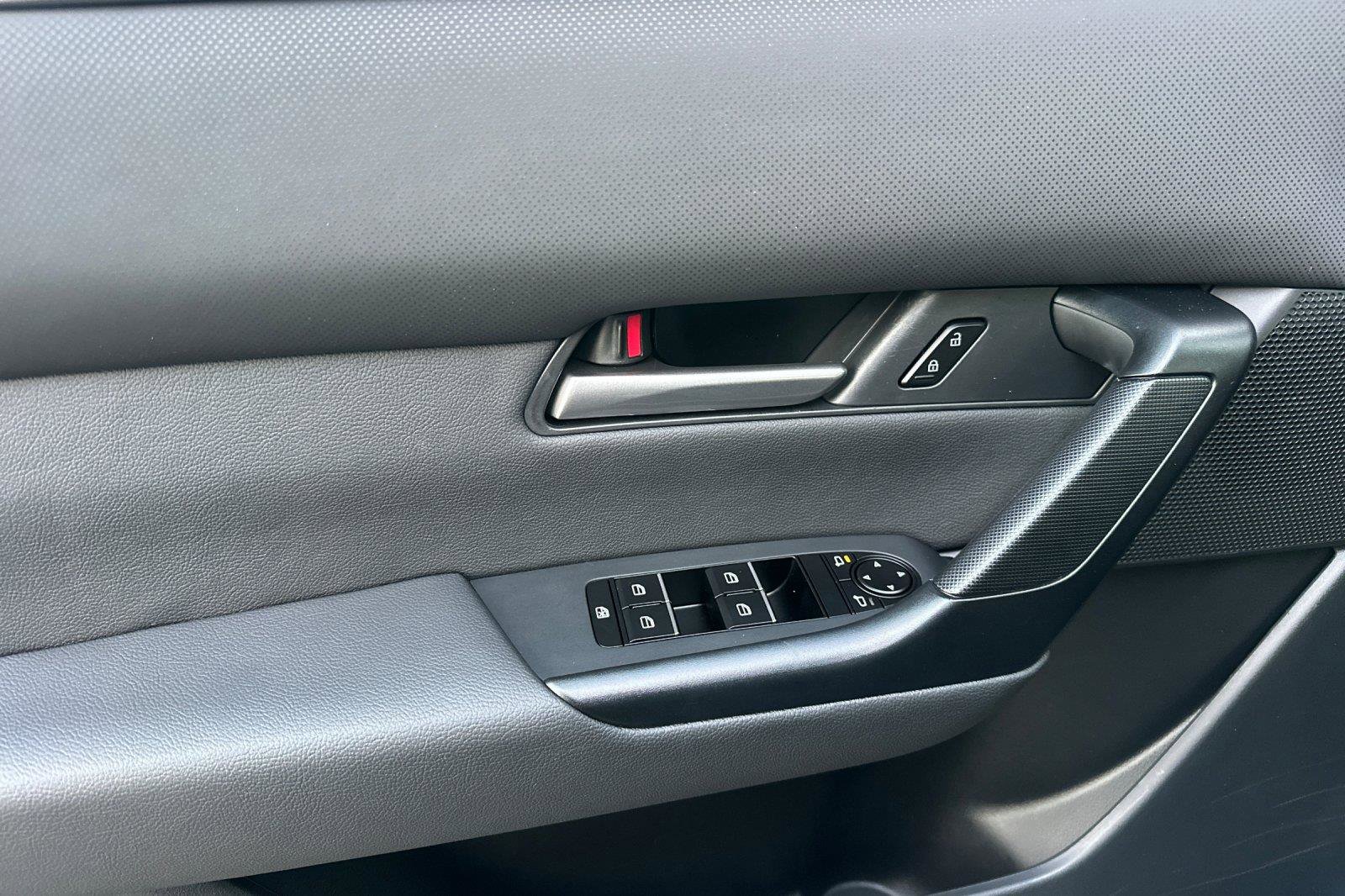 Certified 2025 MAZDA CX-50 2.5 Hybrid w/ Weather Package image 11