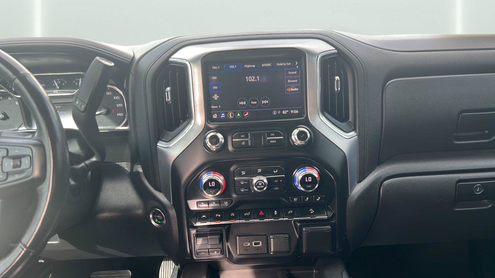 Used 2021 GMC Sierra 1500 SLT w/ SLT Convenience Package AWD/4WD image 10