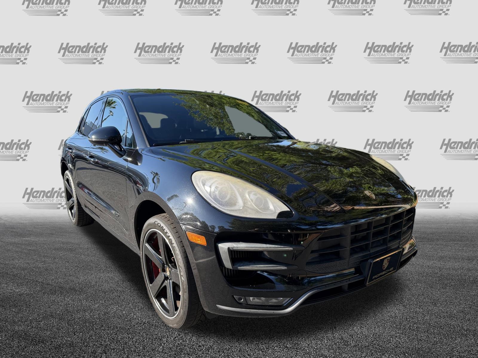 Used 2016 Porsche Macan Turbo AWD/4WD image 2