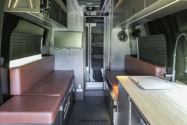 Used 2024 Mercedes-Benz Sprinter 2500 image 27