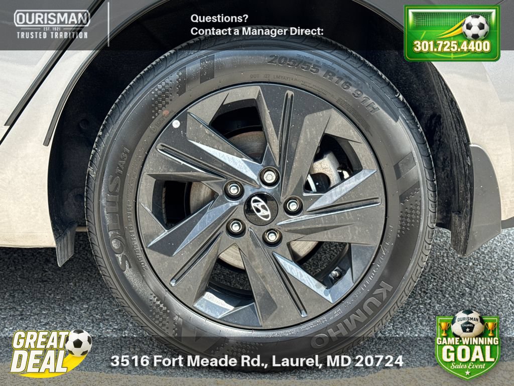 Used 2023 Hyundai Elantra SEL FWD image 4