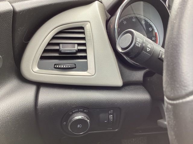 Used 2013 Buick Verano image 28
