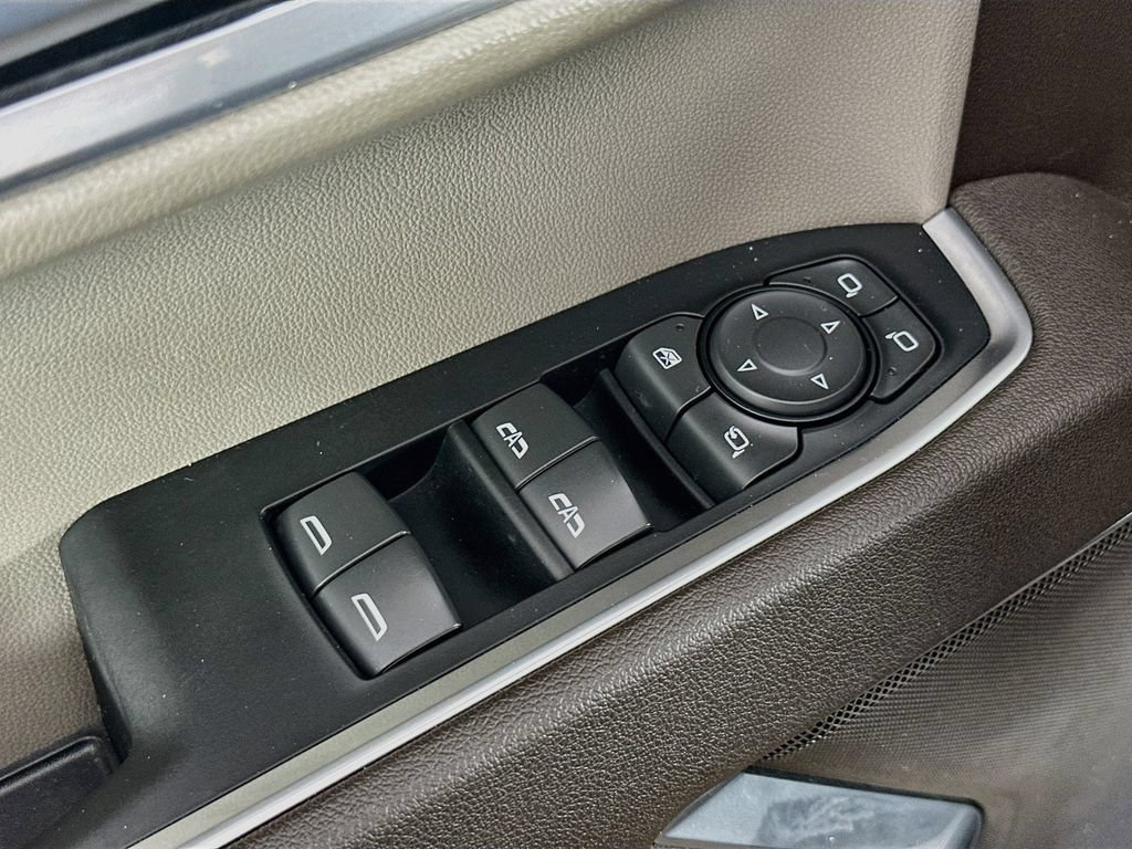 Used 2025 GMC Sierra 1500 SLT AWD/4WD image 23