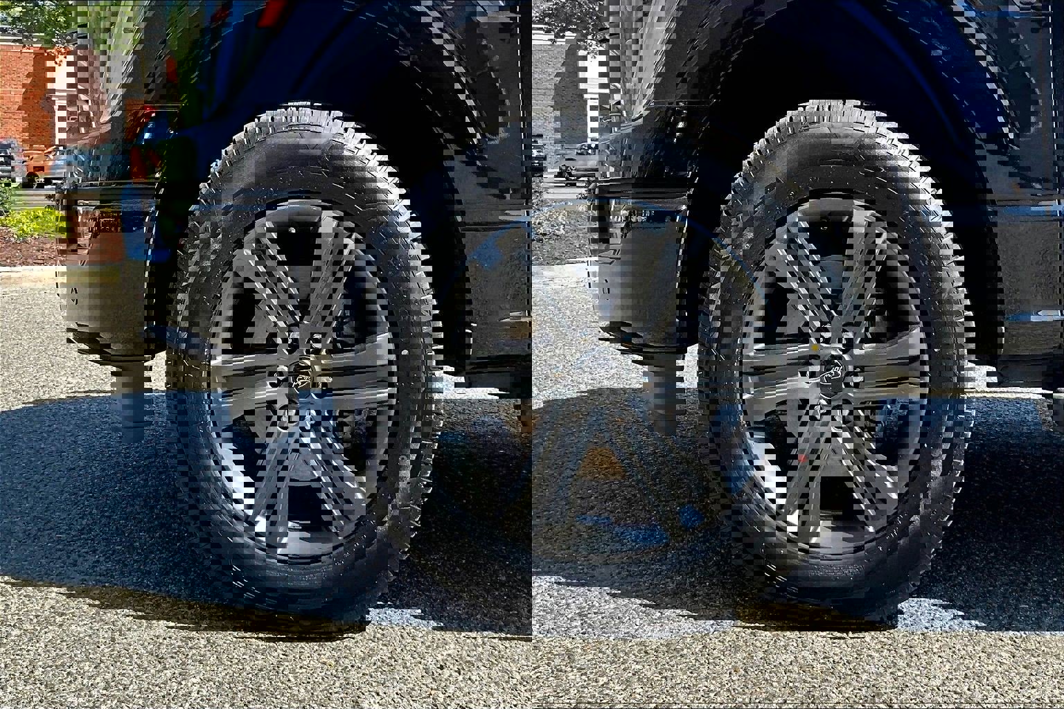 Used 2023 Ford F150 Lariat w/ Equipment Group 502A High image 8