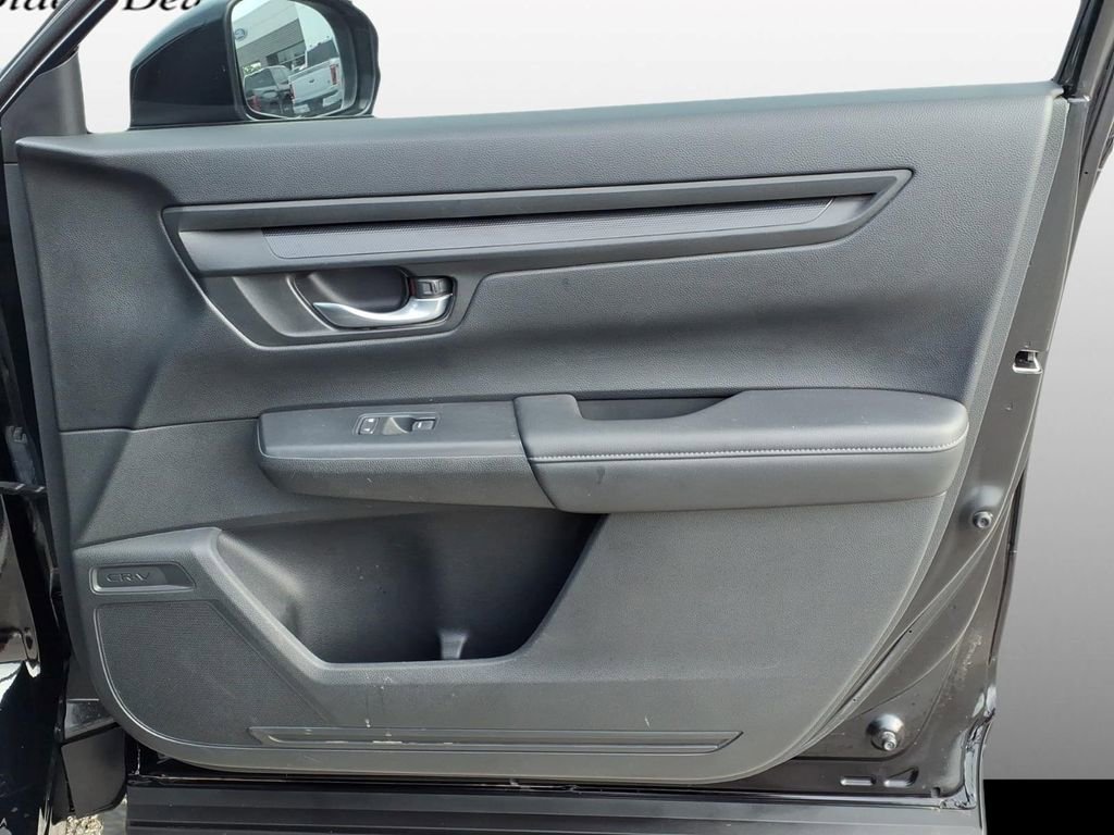 Used 2024 Honda CR-V LX image 14
