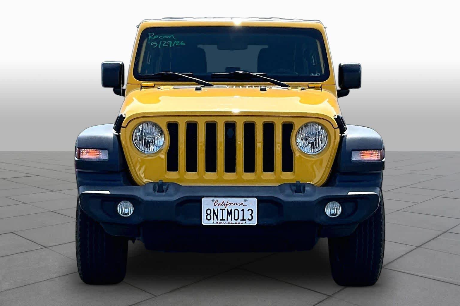 Used 2019 Jeep Wrangler Unlimited Sport S AWD/4WD image 3