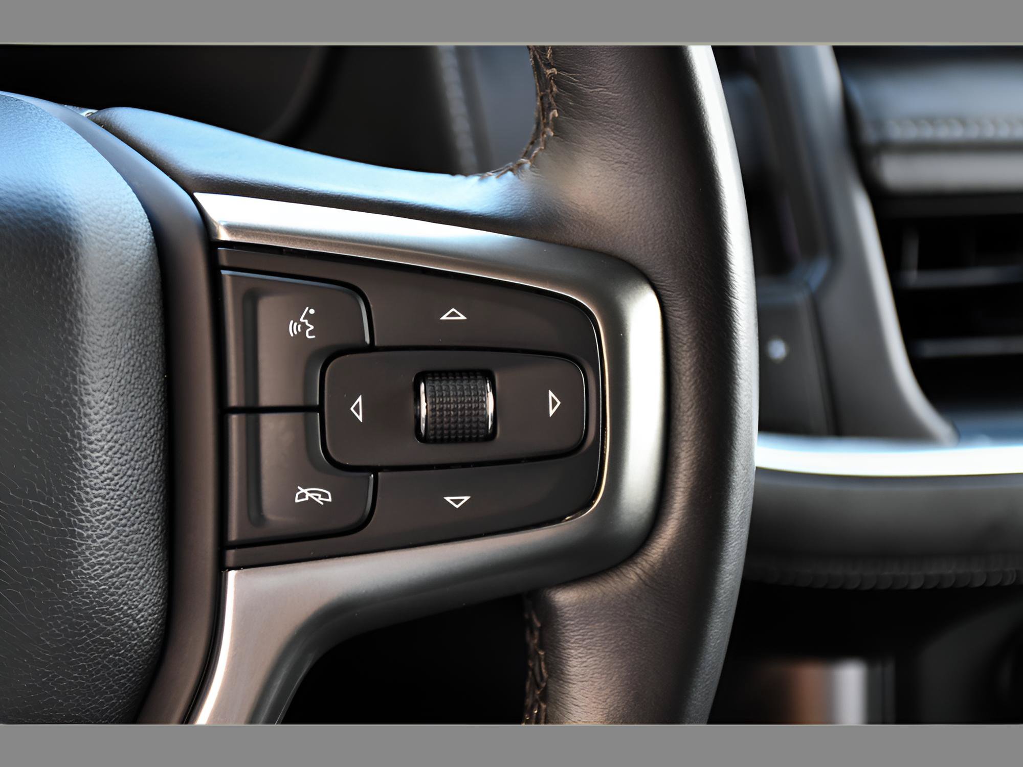 Used 2023 Chevrolet Tahoe LT AWD/4WD image 33