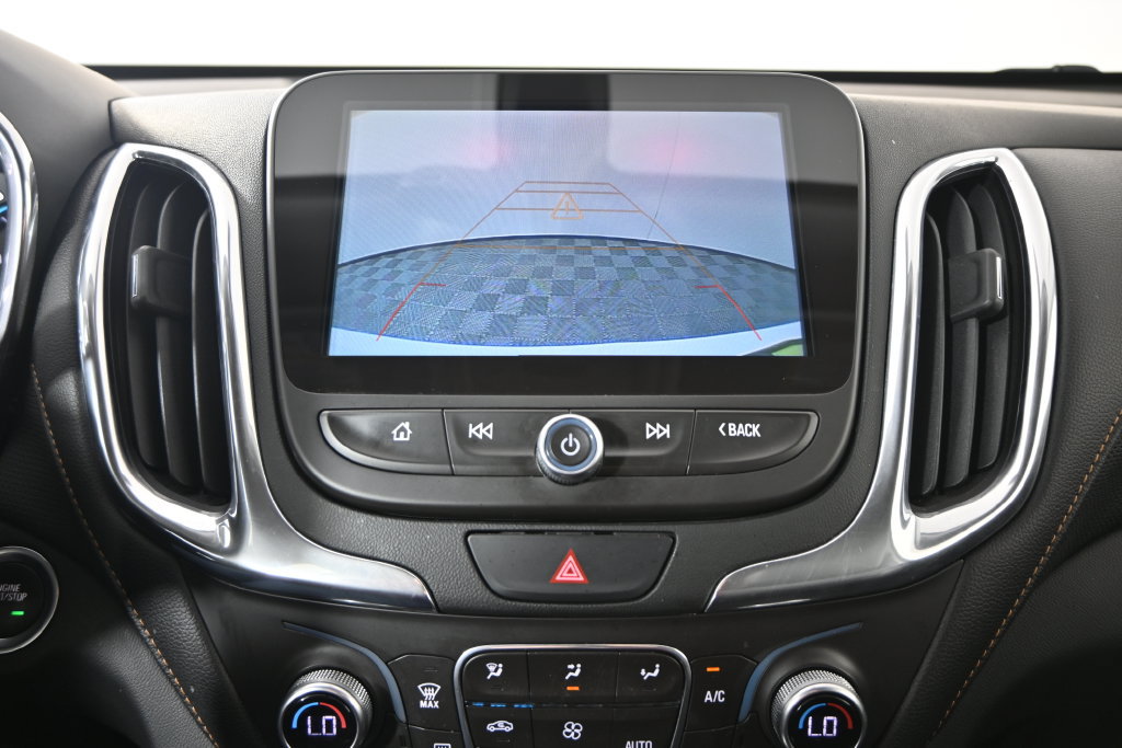 Used 2018 Chevrolet Equinox Premier FWD image 27