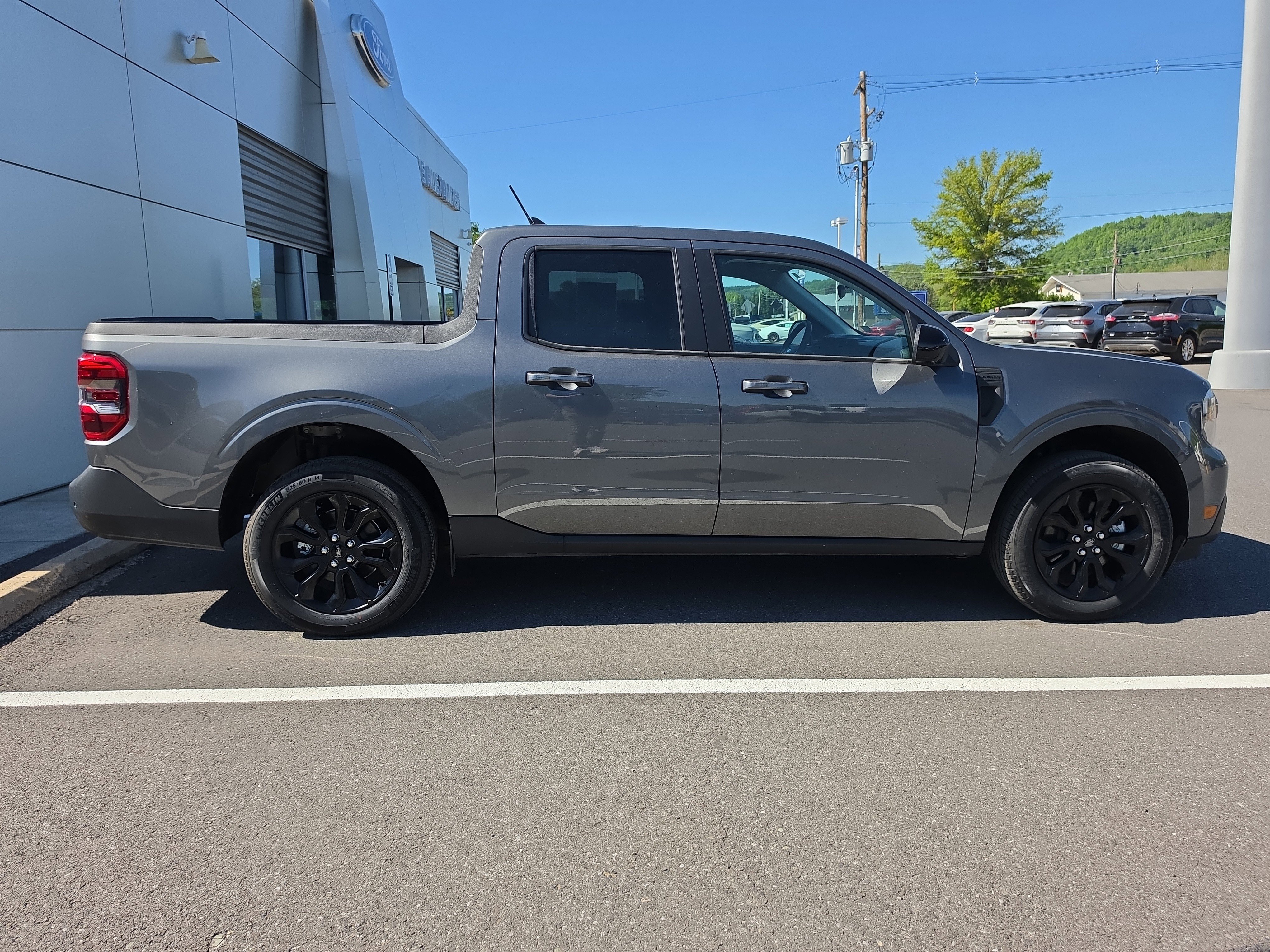 Used 2024 Ford Maverick Lariat w/ Black Appearance Package AWD/4WD video 2