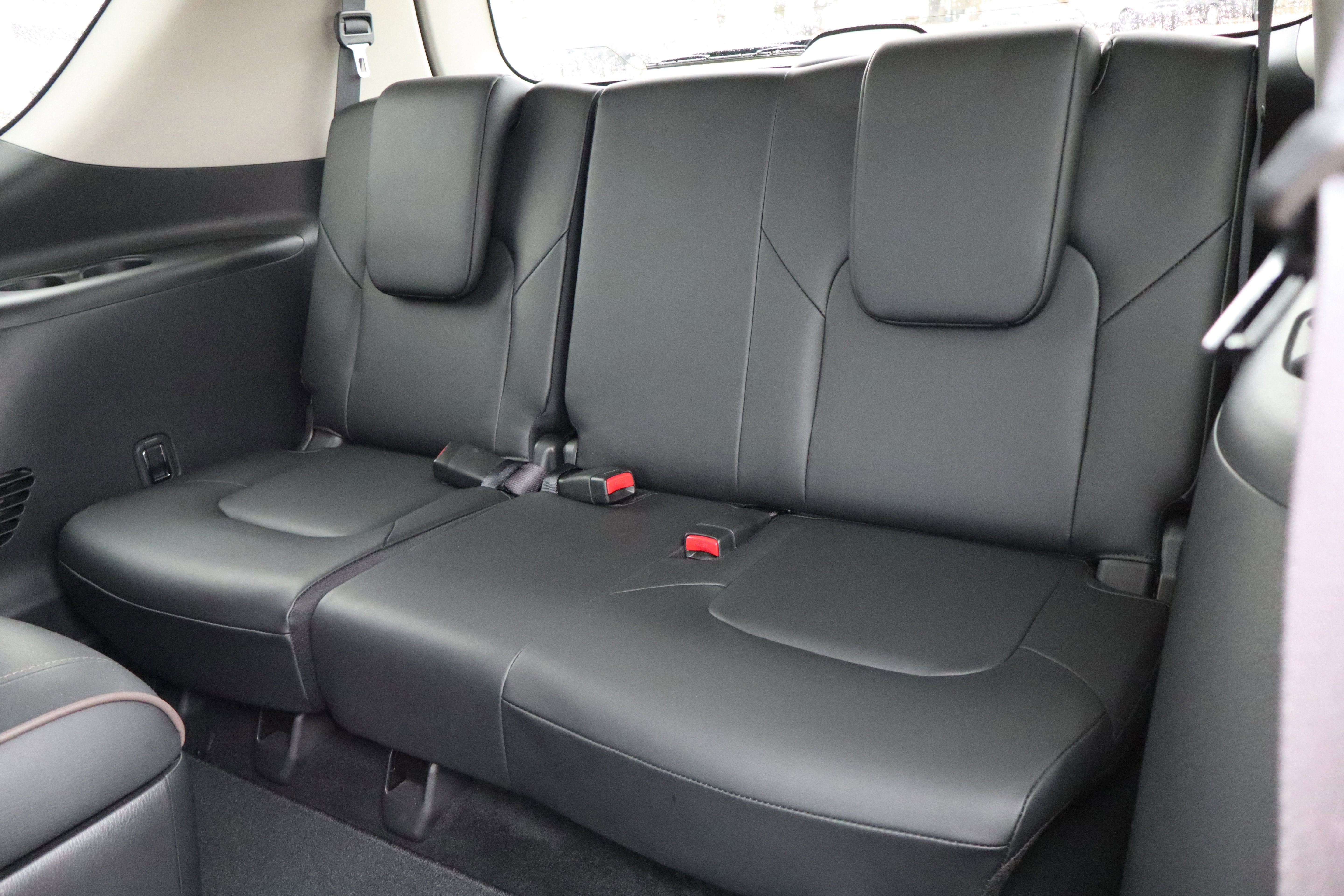 Used 2024 Nissan Armada Platinum w/ Captain's Chairs Package image 12