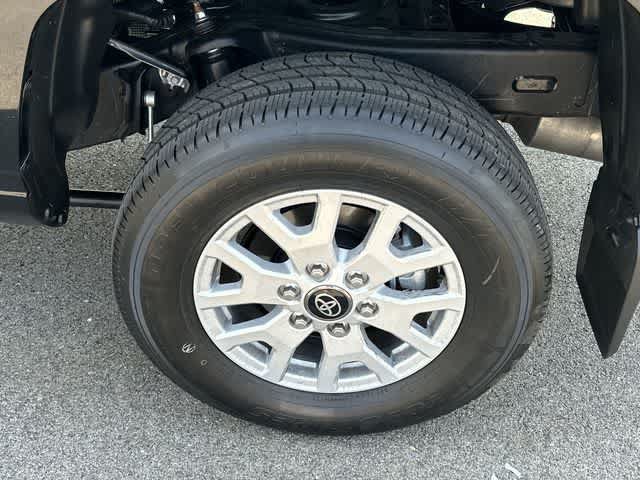 Used 2026 Toyota Tacoma SR5 RWD image 5