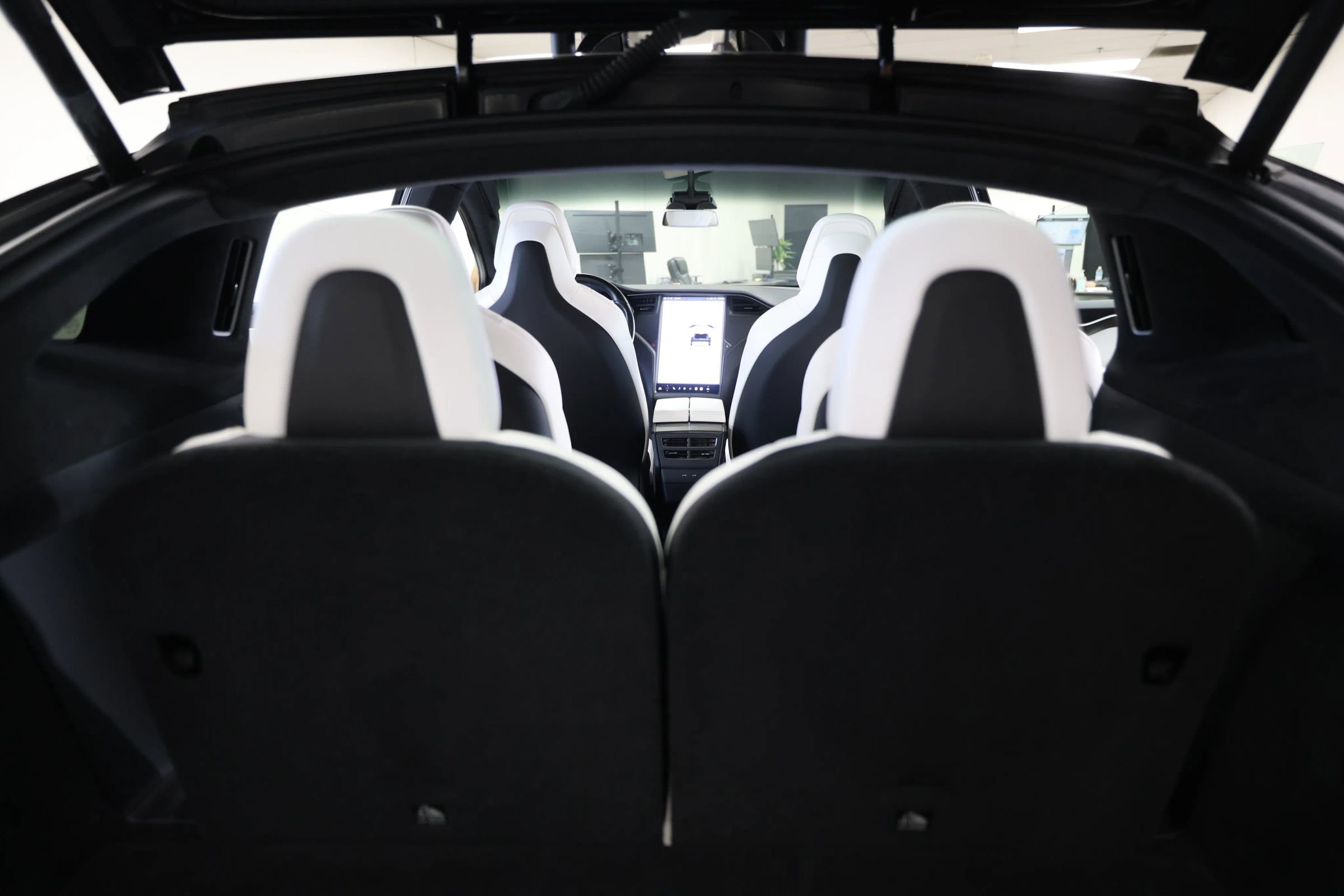 Used 2018 Tesla Model X P100D image 50