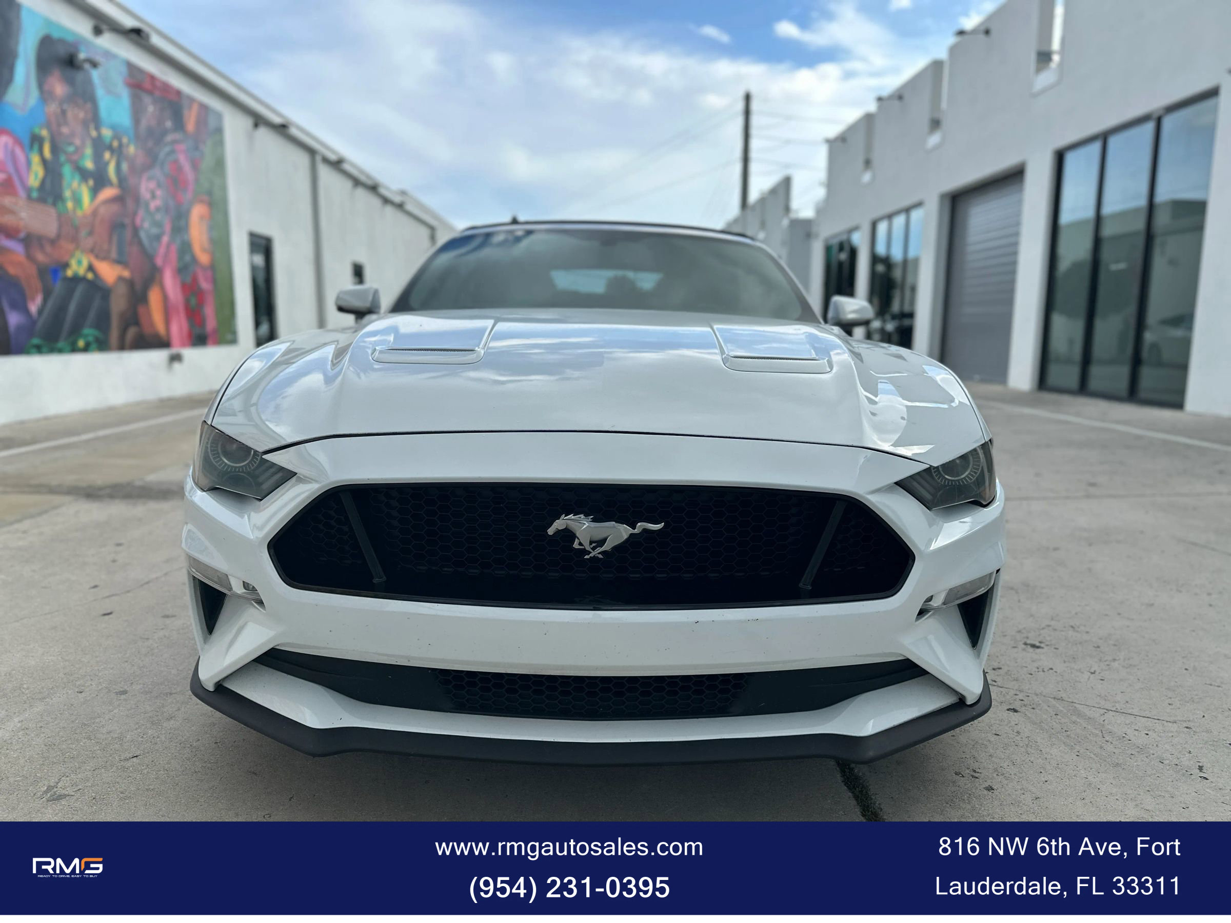 Used 2020 Ford Mustang Premium image 2