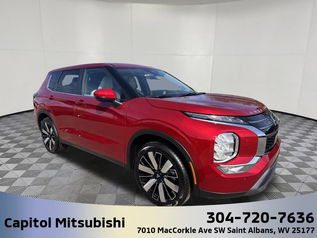 New 2025 Mitsubishi Outlander SE