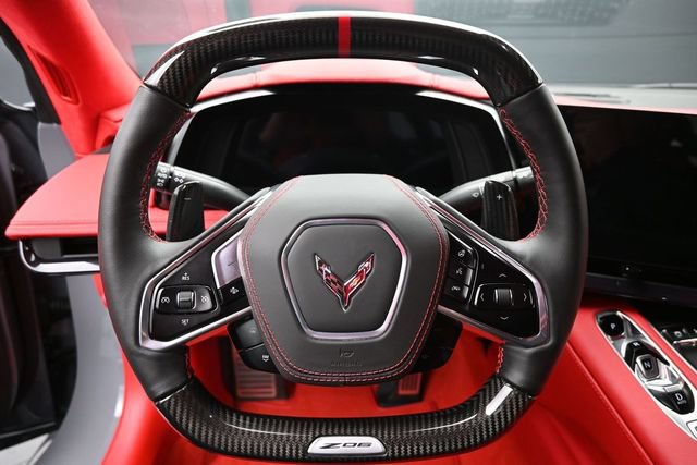Used 2025 Chevrolet Corvette Z06 w/ Stealth Interior Trim Package RWD image 15