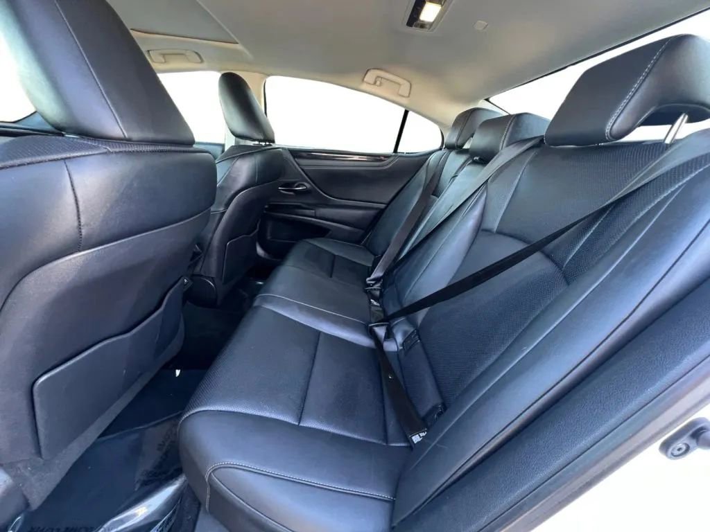 Used 2020 Lexus ES 350 ES 350 Sedan 4D image 13