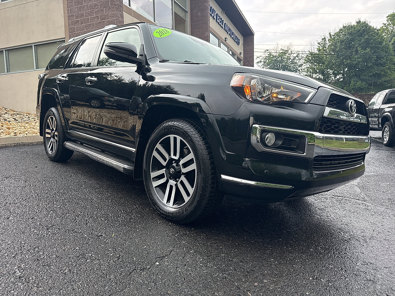 Used 2018 Toyota 4Runner Limited AWD/4WD image 17